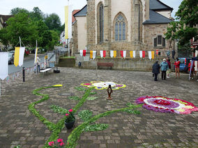 Blumenteppich auf dem Naumburger Marktplatz